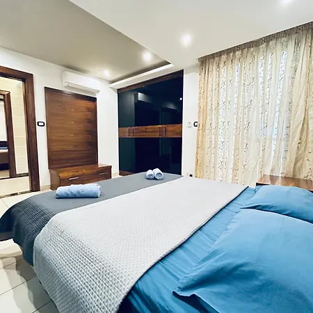 Seaside 3br St Pauls Bay Appartamento