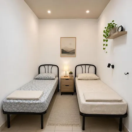 Seaside 3br St Pauls Bay Appartamento